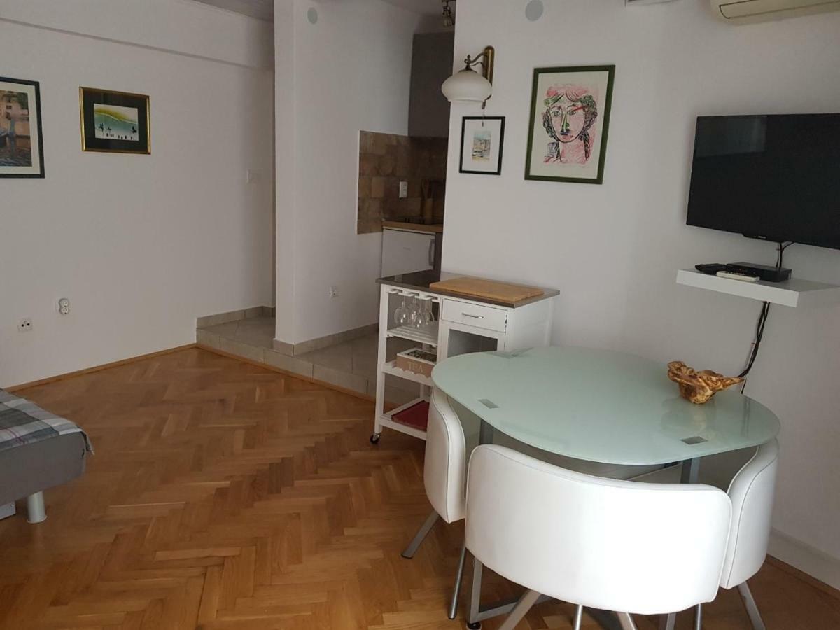 L&M Studio Apartman Apartment Pula Bagian luar foto