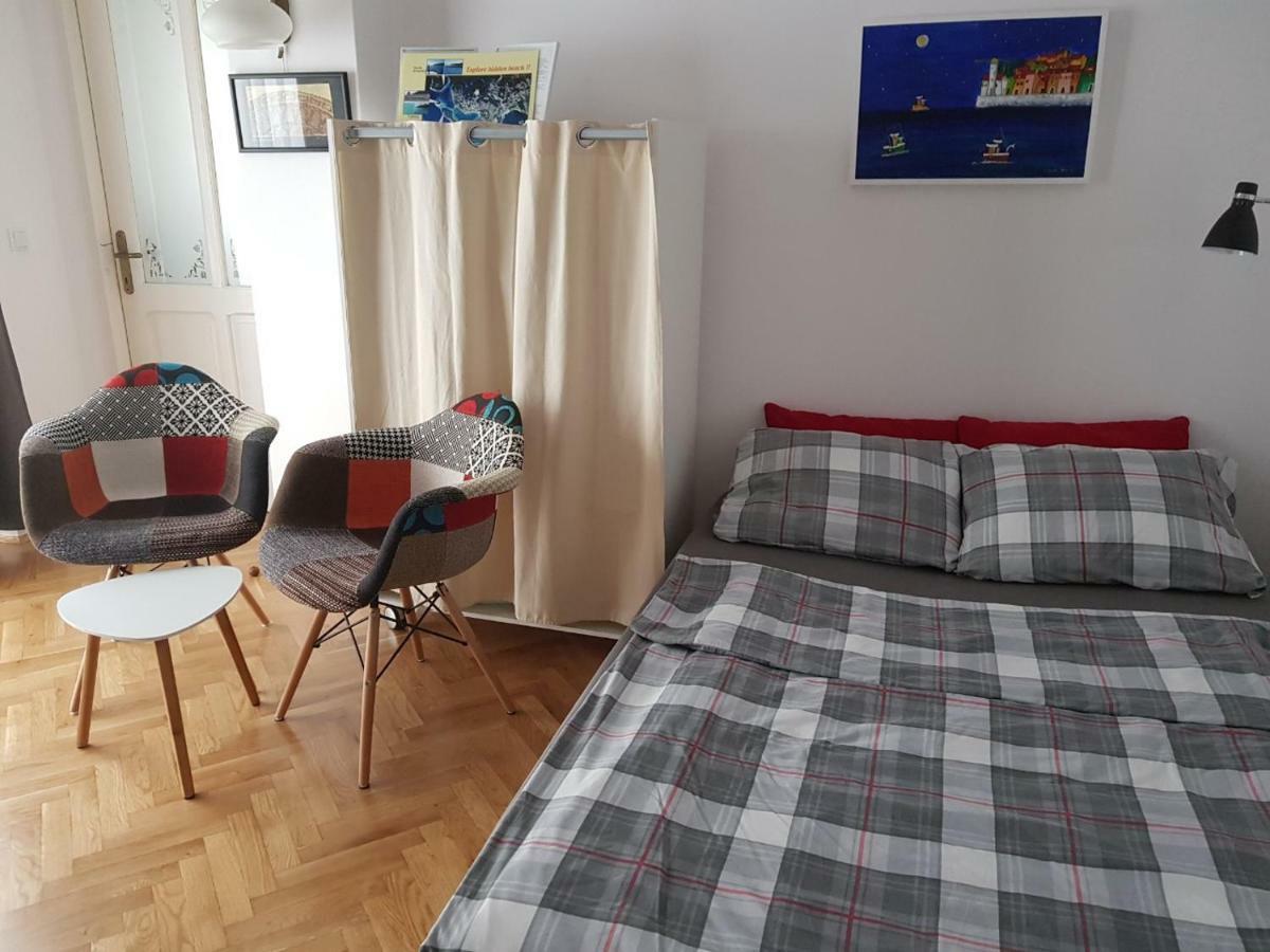 L&M Studio Apartman Apartment Pula Bagian luar foto